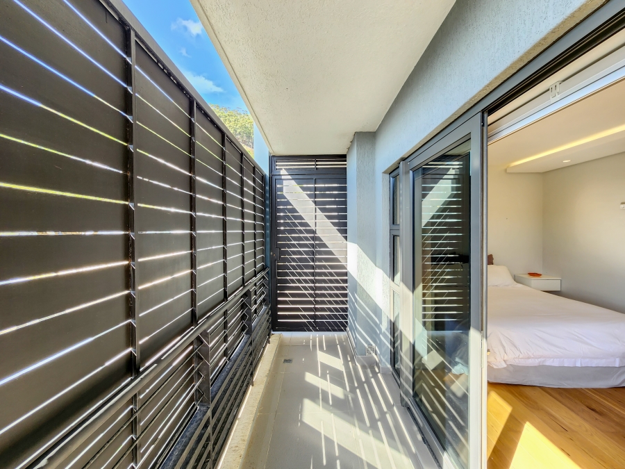 2 Bedroom Property for Sale in Sea Point Western Cape